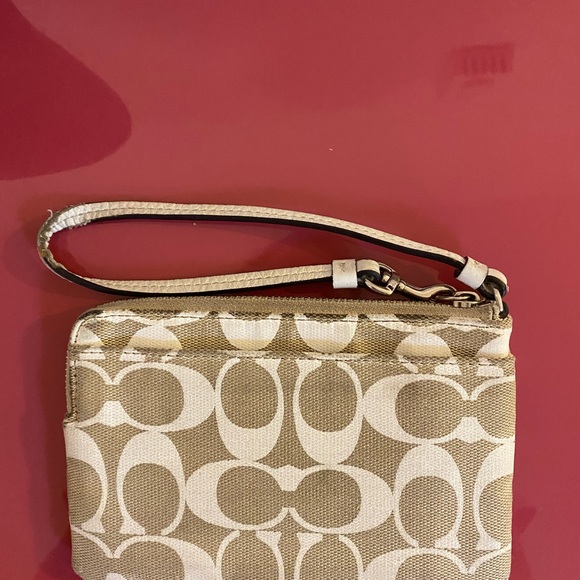 Coach wristlet vintage - Picture 2 of 2